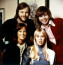 Érdekes tény, hogy a zenekar tagjai épp az ABBA legsikeresebb évei alatt vészelték át a saját magánéleti válságukat: mint ismert,&nbsp;Agnetha és Björn, valamint&nbsp;Benny és Anni-Frid összeházasodtak, ám végül mind a két házasság felbomlott. Végül az együttes tagjai 10 évvel a megalakulás után 1982 végén elhatározták, hogy szünetre van szükségük, ám ez volt az ABBA utolsó éve. A svéd nézők előtt a teljes csapat&nbsp;utoljára 1982. november 19-én lépett fel egy tévéműsorban. A zenekar megszűnése után mind a zeneiparon belül maradtak.
