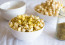 Popcorn a mikróból: Mozizás alatt elengedhetetlen a pattogatott kukorica, azonban a&nbsp;mikróban elkészíthető verziók zacskóit különböző vegyi anyagokkal vonják be, ezek az anyagok pedig meddőséget, máj-, valamint hasnyálmirigyrákot is okozhatnak.

