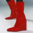 ZARA Leather wedge ankle boots 42 995 Ft

Ez a telitalpú piros műlakkból készült cipő nagyon vagány darab, de kevés ruhához megy. Szoknyához, ruhához mi például nem vennénk fel, sötét színű nadrágokhoz viszont könnyen&nbsp;kombinálható.
