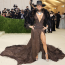 Jennifer Lopez tetőtől talpig Ralph Lauren-be öltözött a 2021-es MET-gálán&nbsp;
