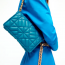 ZARA Quilted shoulder bag with chain 7995 Ft

Az ikonikus táska királykék színben is elérhető. Buliba, értekezletre, rohanós hétköznapokra egyaránt szuper, ha nem viszel túl sok mindent magaddal!

