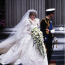 Károly herceg és Diana hercegné

Hogyan is tudnánk elfelejteni a történelem egyik legnagyobb és leghíresebb esküvőjét, Károly herceg és Diana hercegné menyegzőjét? Bár pontos árlistát sajnos nem ismerünk, mai pénznemre átszámítva nagyjából 14 milliárd forintba&nbsp;kerülhetett az esküvőjük. A pár 1996-ban vált el 15 évnyi házasság után.
