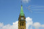 Big Ben (Nagy-Britannia) – Peace Tower (Kanada)

A Big Ben valójában a Westminster-palota óratornya, ami sajnálatos módon 2021 februárjától felújítás alatt áll, így nem látogatható. A bolygó szinte másik oldalán, a kanadai fővárosban, Ottawában azonban megcsodálhatjuk a Peace Tower szerkezetét, ami szinte pont annyira látványos, mint a brit óratorony. A Peace Tower egyébként a parlament épületének része, a kanadai 20 dolláros bankjegy pedig éppen ezt a tornyot ábrázolja.
