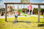 Az óriás, közel 7800 négyzetméteres parkban a gyerekek a kalandjátszóteret élvezhetik...
