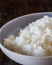 Rizs

Fehér, jázmin vagy basmati – a rizs bizony szintén éveken át eltartható. Fontos, hogy száraz, hűvös helyen, lezárt tasakban tárold, hogy a por, a nedvesség és a bosszantó kis bogarak ne juthassanak be! Az egyetlen kivétel a barna rizs és más teljes kiőrlésű gabonafélék, mert a bennük található természetes olajoknak köszönhetően könnyebben avasodnak.
