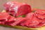 Vörös húsok

Egyes dietetikusok és egészségügyi szakértők úgy vélik, a vörös húsoknak köze lehet az erős izzadáshoz. Ennek az az oka, hogy a nagy mennyiségű fehérje fogyasztása megemeli a testhőmérsékletet, ezért testünk izzadni kezd, hogy lehűtse magát. Ez valójában a vörös húsok mellett minden nehéz, nagy fehérjetartalmú ételre érvényes, ezért fontos szem előtt tartanunk a mértékletességet.&nbsp;
