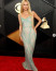 Paris Hilton gyöngyökkel díszített Reem Acra ruhát viselt. Az énekesnőnek idén&nbsp;érkezik a&nbsp;2. zenei albuma.
