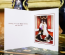 Nincs karácsony királyi családos képeslapok nélkül: a rajongók minden évben tűkön ülve várják, hogy ezúttal vajon mivel rukkolnak elő a família tagjai, idén pedig az elsők között Károly és Kamilla tette meg ezt a lépést.
