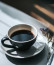 Mint kiderült, a kávénak nem csupán az az egyetlen jótékony hatása szervezetünkre nézve, hogy felfrissít minket: egy tanulmány kimutatta, hogy napi 5 csésze kávé elfogyasztása 30%-kal csökkentheti a vastagbélrák kialakulásának esélyét, valamint annak a kockázatát, hogy a betegség halállal végződjön.
&nbsp;
