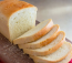 Állítólag senki sem betegedett meg a fehér kenyér fogyasztása után, ami roppant népszerű az országban. Így viszont valószínűleg meg fog inogni a japánok bizalma.
