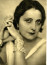 Később ismét házasságra adta a fejét, ezúttal is egy szakmabelinek, az operaénekes Szedő Miklósnak mondott igent. Lubickolt a boldogságban és a sikerekben, de aztán 1932. augusztus 24-én bekövetkezett a tragédia, amit régóta fennálló szívproblémája okozott.
