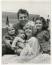 Bár a féltékeny West megpróbálta szétmarni kapcsolatukat, Mickey és Jayne 1958-ban összeházasodtak. Híressé vált a pár Beverly Hills-beli "Rózsaszínű palotája", amelyet Hargitay maga tervezett meg, benne egy szív alakú úszómedencével. Frigyük 1964-ben ért véget, addigra három gyermekük született, köztük Mariska, aki azóta elismert, Emmy-díjas színésznő lett.
