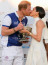 Meghan és Harry április 12-én vettek részt a Sentebale Royal Salute Polo Challenge nevű jótékonysági mérkőzésén, ahol Harry csapata nyert, így a herceg jutalma egy forró csók volt feleségétől a kupán túl.
&nbsp;
