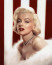 Bár a legtöbb ember szereti élete során váltogatni a parfümöket, vannak azonban olyanok is, akik ragaszkodnak egy bizonyos illathoz – Marilyn Monroe egy volt azok közül, aki szinte mindig ugyanazt a parfümöt használta, ami idővel a védjegyévé vált.
