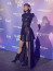Horányi Juli színésznő és énekesnő ezt a meseszép, csipkés fekete bodyt párosította egy különleges szabású szoknyával.
