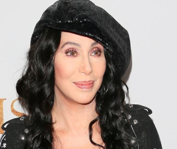 Hihetetlen: így nézett ki Cher a plasztikai műtétek előtt - Már senki sem emlékszik, milyen volt a popdíva egykor – fotók 
