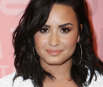 Demi Lovato új rocksztár-frizurája a legmenőbb dolog a világon
