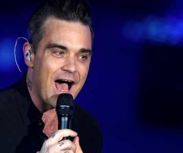 Nem sűrűn látni ilyen képet Robbie Williamsről – A világsztár nem túl szégyenlős… 