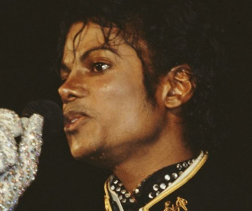 Kiderült: ezért viselt mindig csak az egyik kezén fehér kesztyűt Michael Jackson