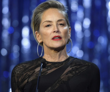 Kilencszer vetélt el a világhírű színésznő – Szívszorító őszinteséggel vallott nehézségeiről Sharon Stone