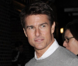 A vörös szőnyegen locsoltak jeges vizet Tom Cruise arcába, a színész reakciója minden pénzt megér - Videó