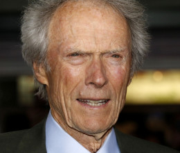 Egyáltalán nem hasonlít már egykori önmagára: vadonatúj fotóján teljesen felismerhetetlen a 93 éves Clint Eastwood