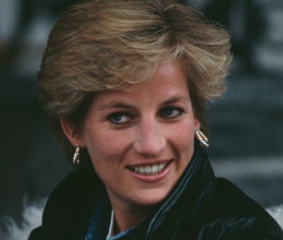Eddig sosem hallott történetre derült fény: Diana hercegné kedvenc kabátja nem véletlenül volt olyan különleges
