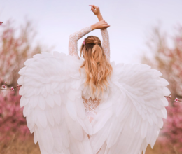 Mindenhol velünk vannak a földi angyalok: 5 jel, ami segíthet, hogy felismerd őket  