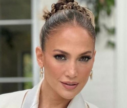 Jennifer Lopez megtalálta a tökéletes ünnepi ruhát: ebben a vörös szettben a popdíva maga volt a karácsonyi csoda