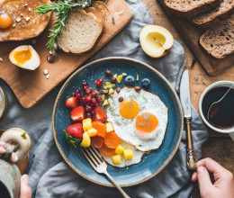 Ezeket az ételeket fogyaszd reggelire, ha egész nap energikus akarsz lenni