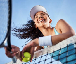 A tenniscore uralja a 2024-es nyári hajtrendeket - így viseld, ha stílusos akarsz lenni