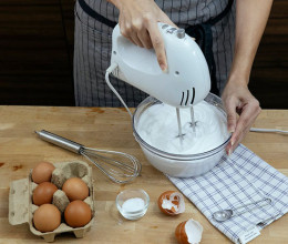 Egy kézi mixerre minden hölgy vágyik