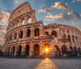 Te tudod, miért hiányzik a Colosseum fele?