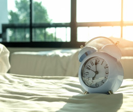 Neked mikor szól az ébresztő reggel? Ebben az időpontban kéne lefeküdnöd aludni, hogy frissen, üdén és kipihenten ébredj!