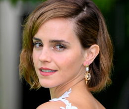 Emma Watson megmutatta, milyen a tökéletes átmeneti outfit: mindenki így öltözködik majd idén tavasszal