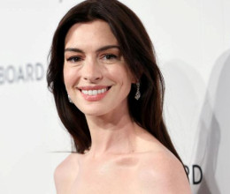 A 41 éves Anne Hathaway irtó dögös fekete estélyiben tündökölt a vörös szőnyegen