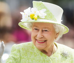 Hihetetlen, mi derült ki II. Erzsébetről: a néhai királynő imádta, ha valami rosszul sült el
