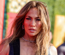 Jennifer Lopez a nyílt utcán kelt ki magából: a popdíva tajtékzott a dühtől, nyomdafestéket nem tűrő módon kiabált