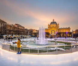 A szomszédban van Európa legmenőbb karácsonyi vására - megelőzi Bécset, Londont és Párizst is