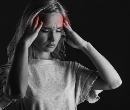 Pokoli fejfájás kínoz? Ez a 3 illóolaj még a migrént is elmulasztja, és gyógyszerre sem lesz szükséged!