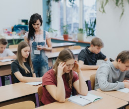Rejtélyes középiskolai mérgezés: 30 diák lett rosszul, de a tanárokat sem kímélték a szörnyű tünetek