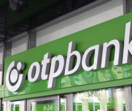 Őrülten befürdött az OTP Bankos csaló, így még sosem nyalt vissza a fagyi