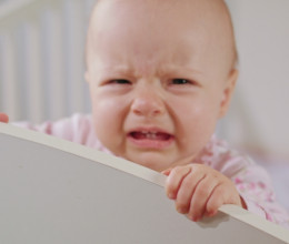 Zokogott a baba, amikor elindult otthonról az anya: hazaérve egy üzenet várta - Fotó