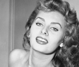 Sophia Loren ritkán látott unokája a világ egyik legszebb nője: a 17 éves Lucia örökölte anyja és nagyanyja minden báját