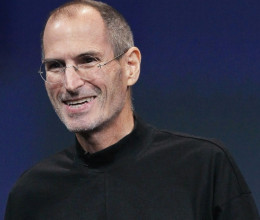 Steve Jobs ritkán látott lánya maga a megtestesült gyönyörűség: a 25 éves Eve a divatipar új nagyágyúja 