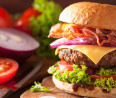 A tökéletes hamburger titka: ha így készíted, jobb lesz, mint amit az éttermekben kapsz!