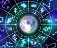Napi horoszkóp: A Bikának komoly szakmai lehetőség kopogtathat az ajtaján - 2021.12.19.