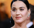 Mindenkit sokkolt az új külsejével Katy Perry: az énekesnő elképesztő átalakulásától alig térnek magukhoz a rajongók 