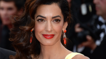 Amal Clooney valóságos hercegnőként lépett a vörös szőnyegre: még mindig keressük a szavakat