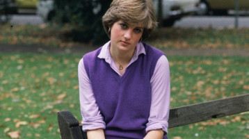 Elképesztő a hasonlóság: ez a nő akár Diana hercegné ikertestvére is lehetne – Épp úgy néz ki, mint Vilmos és Harry anyja